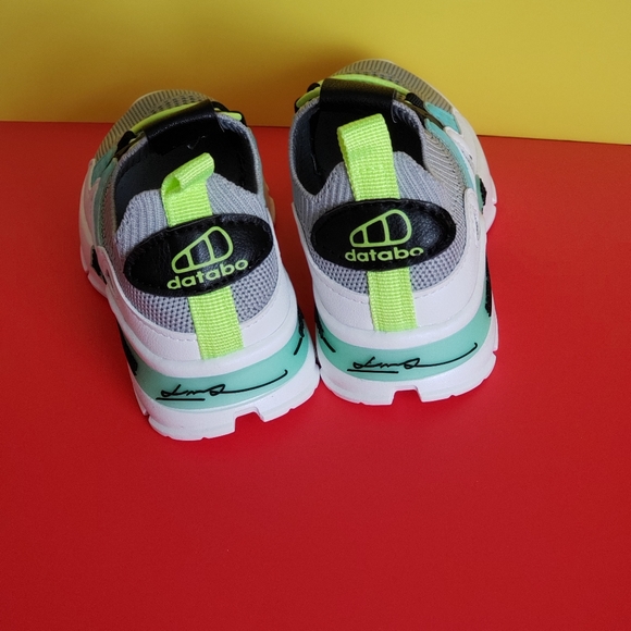 Kids sneakers - Picture 9 of 16